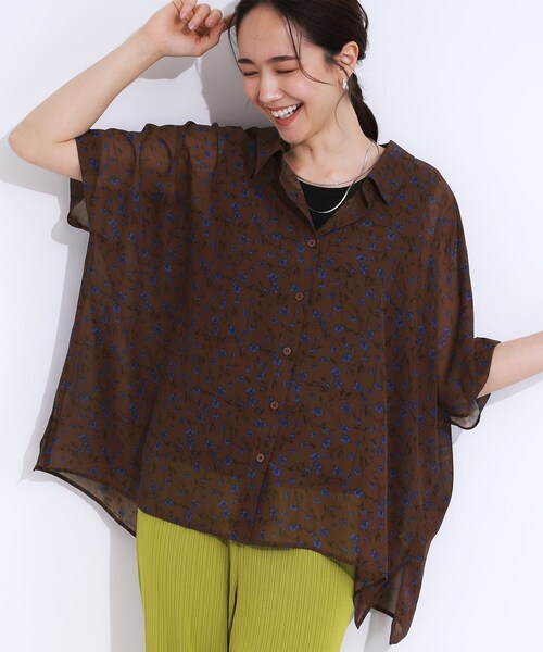 Cutie Blonde（キューティーブロンド）の「大人のシアー感 ゆるさらポンチョシャツ（シャツ/ブラウス・レディース・ブラック/イエロー系その他/ブラウン系その他5/ネイビー系2/ブラック系2/ホワイト系9・00）」の4枚目の写真