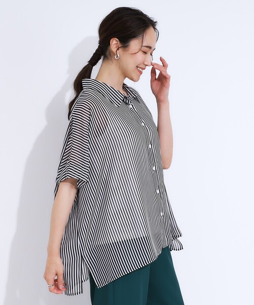 Cutie Blonde（キューティーブロンド）の「大人のシアー感 ゆるさらポンチョシャツ（シャツ/ブラウス・レディース・ブラック/イエロー系その他/ブラウン系その他5/ネイビー系2/ブラック系2/ホワイト系9・00）」の12枚目の写真