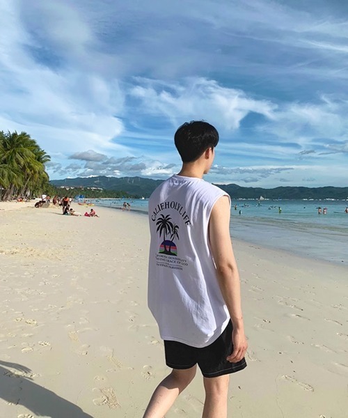 NOWLE（ノウル）の「【NOWLE】カリフォルニア サマー ビーチ バックプリント ノースリーブ（タンクトップ・メンズ・ブラック/ホワイト・FREE）」の20枚目の写真