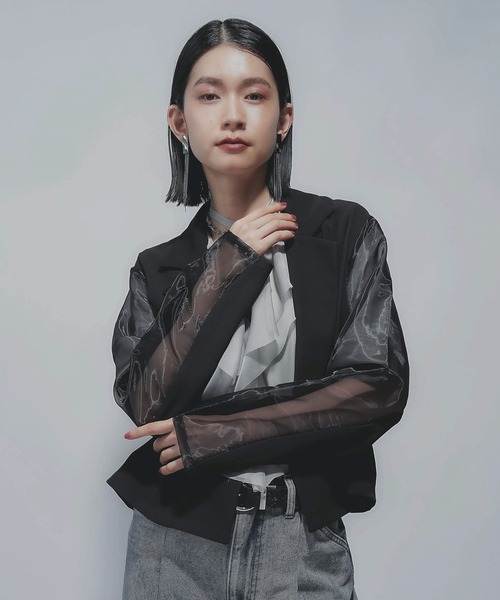 HARE（ハレ）の「タックプリーツシアージャケット(HARE)（テーラードジャケット・レディース・ブラック/ブラウン・FREE）」の14枚目の写真