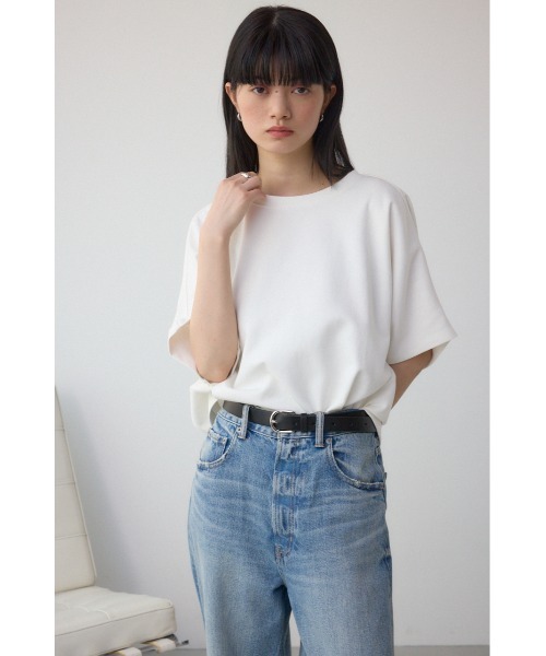 AZUL by moussy(アズールバイマウジー)の「コクーンカットトップス(Tシャツ/カットソー・レディース・ブラック/チャコールグレー/オフホワイト・FREE)」の5枚目の写真