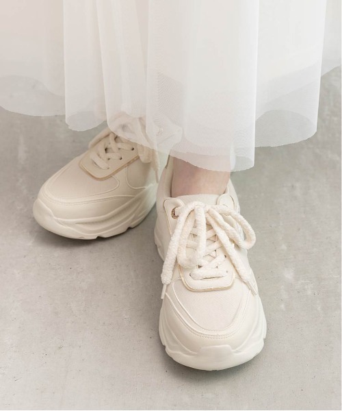 RANDA(ランダ)の「モノグラムデザインボリュームソールスニーカー(スニーカー・レディース・グレー/ブラック/アイボリー・L/M/LL/S)」の7枚目の写真