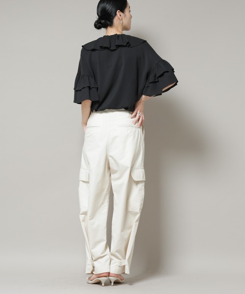 NANO universe（ナノユニバース）の「サイドポケットワイドチノパンツ（チノパンツ・レディース・オフホワイト/カーキ・S/M）」の16枚目の写真