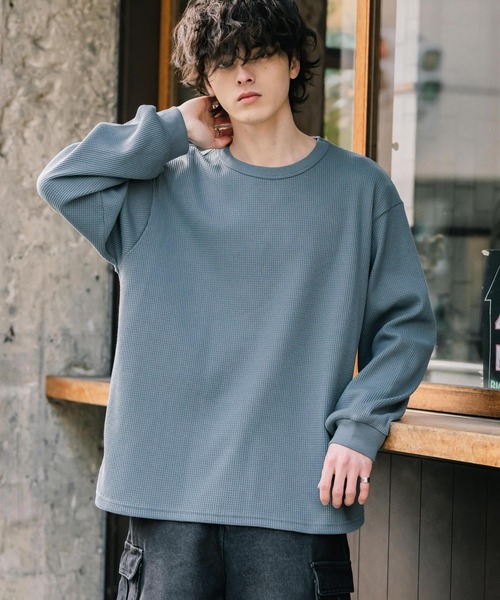 Rocky Monroe(ロッキーモンロー)の「新色追加 オーバーサイズ T/Cワッフルクルーネック長袖Tシャツ(Tシャツ/カットソー・メンズ・チャコール/オートミール/ホワイト/ブラック/グレー/ブルーグレー/ピンク・L/XL/M)」の4枚目の写真