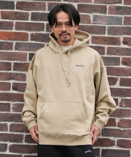 RVCA(ルーカ)の「RVCA/ルーカ プルオーバー/パーカー バックプリント バンダナ柄 BF042-P01(パーカー・メンズ・ブラック×グレー/カーキブラウン/ホワイト×ブラック・M/L/S)」の17枚目の写真