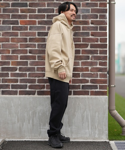 RVCA(ルーカ)の「RVCA/ルーカ プルオーバー/パーカー バックプリント バンダナ柄 BF042-P01(パーカー・メンズ・ブラック×グレー/カーキブラウン/ホワイト×ブラック・M/L/S)」の22枚目の写真