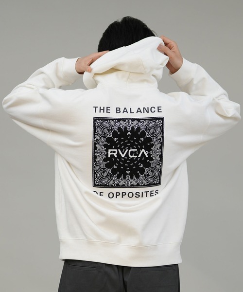 RVCA(ルーカ)の「RVCA/ルーカ プルオーバー/パーカー バックプリント バンダナ柄 BF042-P01(パーカー・メンズ・ブラック×グレー/カーキブラウン/ホワイト×ブラック・M/L/S)」の6枚目の写真