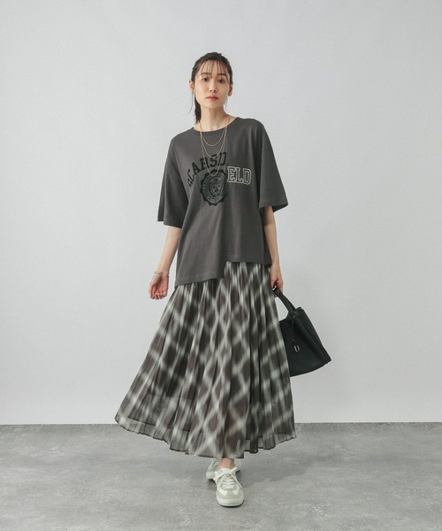 GLOBAL WORK(グローバルワーク)の「リメイク風プリントT/584673(Tシャツ/カットソー・レディース・ホワイト/ダークグレー/チャコールグレー・MEDIUM/LARGE)」の9枚目の写真