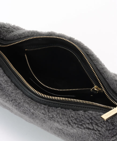 Spick & Span（スピックアンドスパン）の「VIOLAd’ORO / ヴィオラドーロ ボアショルダーバッグ（ショルダーバッグ・レディース・ライトグレー/ブラウン・FREE）」の13枚目の写真