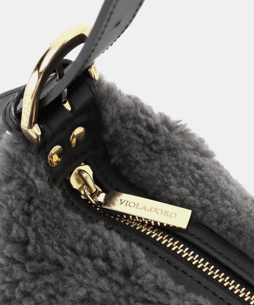 Spick & Span（スピックアンドスパン）の「VIOLAd’ORO / ヴィオラドーロ ボアショルダーバッグ（ショルダーバッグ・レディース・ライトグレー/ブラウン・FREE）」の15枚目の写真