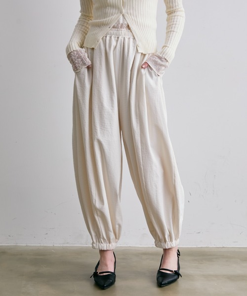 Trish（トリッシュ）の「TPUワッシャーバルーンロングパンツ（その他パンツ・レディース・カーキ/ブラック/アイボリー・MEDIUM）」の2枚目の写真