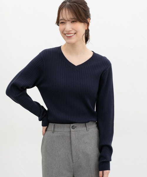 Honeys（ハニーズ）の「リブＶネックニット（ニット/セーター・レディース・オレンジ/ネイビー/モカ/ラベンダー/ブルー/ヘザーチャコール/ブラック/ライトベージュ/アイボリー・L/LL/M/S）」の19枚目の写真