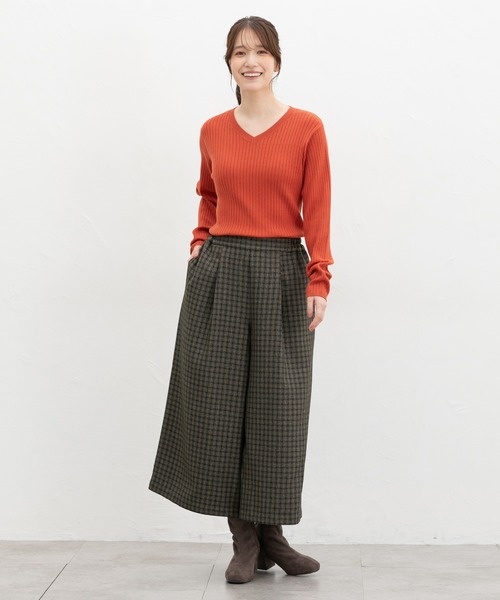 Honeys（ハニーズ）の「リブＶネックニット（ニット/セーター・レディース・オレンジ/ネイビー/モカ/ラベンダー/ブルー/ヘザーチャコール/ブラック/ライトベージュ/アイボリー・L/LL/M/S）」の22枚目の写真