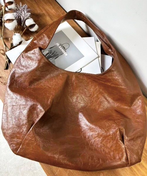 CORNERS（コーナーズ）の「フェイクレザートートバッグ【A4サイズ対応】（トートバッグ・レディース・ブラウン/ブラック/ベージュ/ダークブラウン・FREE）」の7枚目の写真