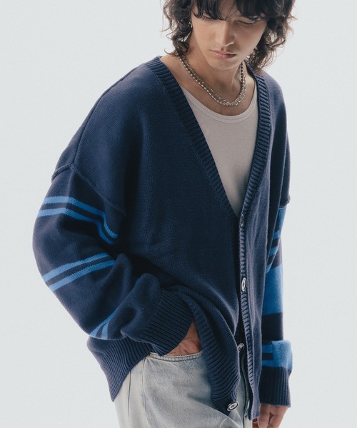 Maison ULA（メゾンウラ）の「【Maison ULA】ボーダースリーブカーディガン（カーディガン/ボレロ・メンズ・ネイビー・1/2）」の4枚目の写真