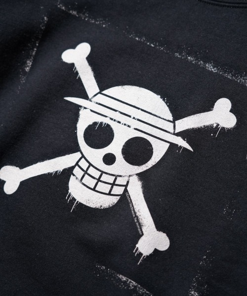 THRIFTY LOOK（スリフティールック）の「THRIFTY LOOK / スリフティールック THRIFTY "ONE-PIECE" CREW SWEAT ユーズド加工 ワンピース クルーネックスウェット（スウェット・メンズ・ブラック・LARGE/X-LARGE）」の4枚目の写真