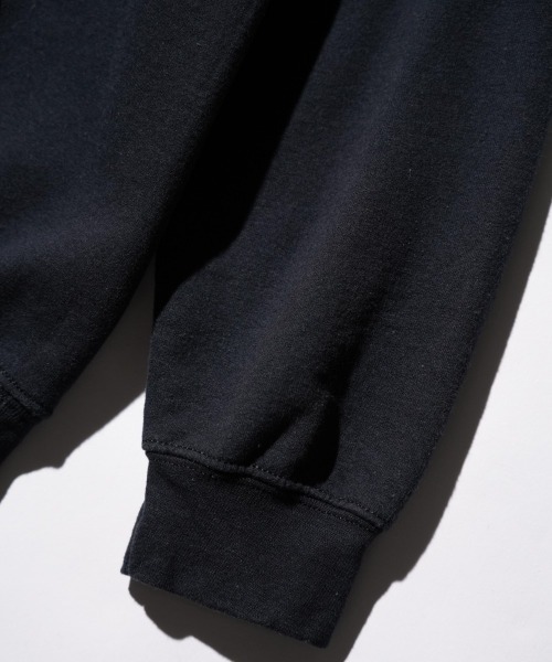 THRIFTY LOOK（スリフティールック）の「THRIFTY LOOK / スリフティールック THRIFTY "ONE-PIECE" CREW SWEAT ユーズド加工 ワンピース クルーネックスウェット（スウェット・メンズ・ブラック・LARGE/X-LARGE）」の6枚目の写真