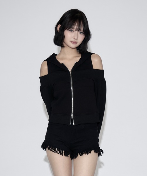 tinkerend(ティンカーエンド)の「Off-the-shoulder Layered Hoodie / オフショルダーレイヤードパーカー(パーカー・レディース・グレー/ブラック・FREE)」の16枚目の写真