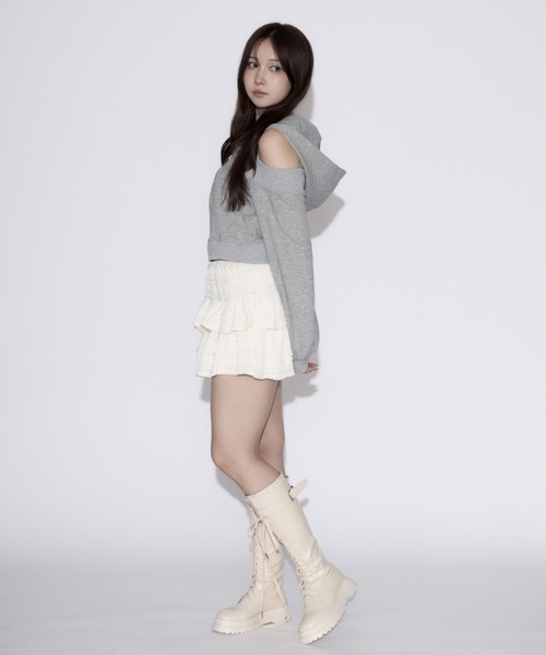 tinkerend(ティンカーエンド)の「Off-the-shoulder Layered Hoodie / オフショルダーレイヤードパーカー(パーカー・レディース・グレー/ブラック・FREE)」の20枚目の写真