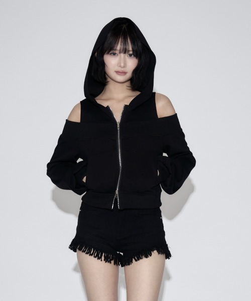 tinkerend(ティンカーエンド)の「Off-the-shoulder Layered Hoodie / オフショルダーレイヤードパーカー(パーカー・レディース・グレー/ブラック・FREE)」の22枚目の写真