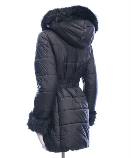 clear（クリア）の「ベルト付きミドル丈中綿ダウン［大人 カジュアル 着回し力抜群］（ダウンジャケット/コート・レディース・アイボリー/ブラック・F）」の11枚目の写真