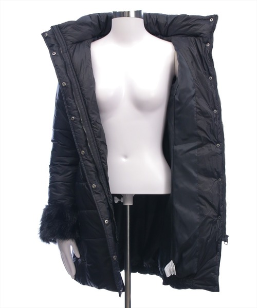 clear（クリア）の「ベルト付きミドル丈中綿ダウン［大人 カジュアル 着回し力抜群］（ダウンジャケット/コート・レディース・アイボリー/ブラック・F）」の16枚目の写真