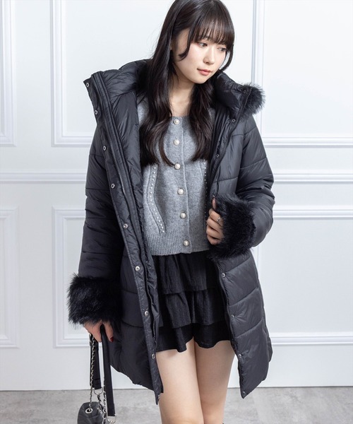 clear（クリア）の「ベルト付きミドル丈中綿ダウン［大人 カジュアル 着回し力抜群］（ダウンジャケット/コート・レディース・アイボリー/ブラック・F）」の3枚目の写真