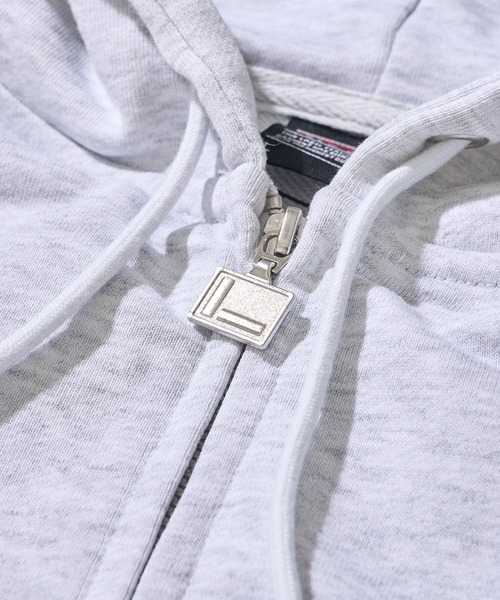 FUBU( フブ)の「【FUBU/フブ】ブランドロゴ刺繍 ジップアップパーカー(パーカー・メンズ・グレー/ブラック・MEDIUM/LARGE/X-LARGE)」の10枚目の写真