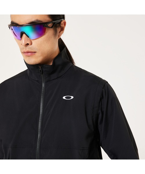 OAKLEY(オークリー)の「オークリー OAKLEY TACTFUL WIND JACKET 6.0/ウィンドジャケット/ゴルフ/ベスト/撥水/防風/MENS/メンズ/OAKLEY(その他アウター・メンズ・ホワイト/ブラック・S/L/M/XL)」の2枚目の写真