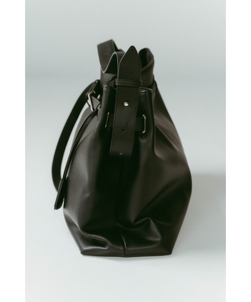belted leather big bag（ボストンバッグ）｜Knuth Marf 
