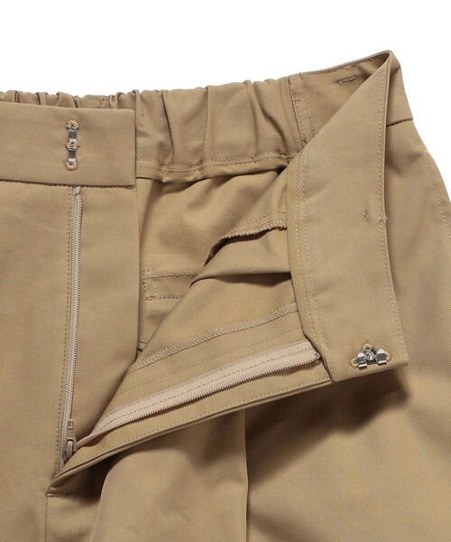SHIPS Colors(シップス カラーズ)の「〈洗濯機可能〉TC チノ カーブ パンツ 2◇(チノパンツ・レディース・ブラック/ベージュ・SMALL/MEDIUM)」の12枚目の写真