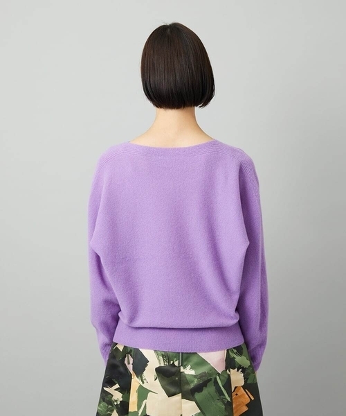 MICHEL KLEIN（ミッシェル・クラン）の「[定番人気]ホールガーメント(R)ドルマンスリーブニット（ニット/セーター・レディース・ライトグレー/アイボリー/ブルー/パープル・38）」の15枚目の写真
