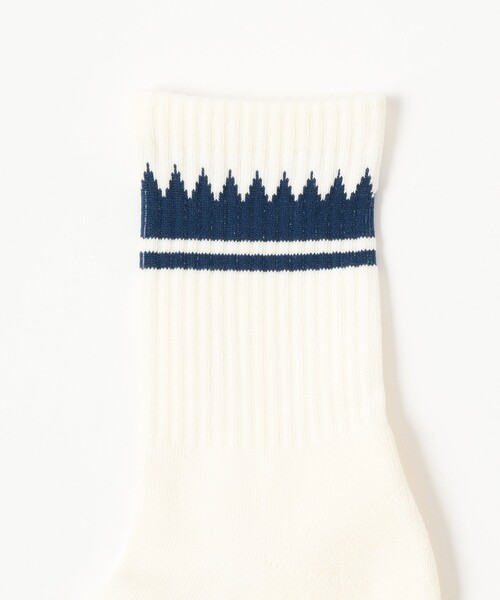 BEAMS T(ビームスティー)の「RWCHE / ARROW SOCKS(ソックス/靴下・メンズ・ホワイト・ONE SIZE)」の2枚目の写真