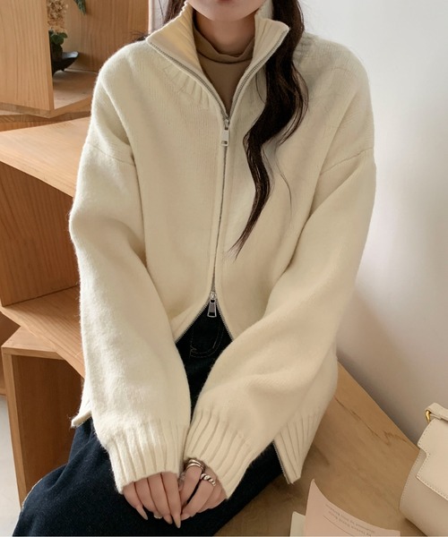 Maison Calme(メゾンカルム)の「ルーズシルエットダブルジップスタンドネックニットカーディガン 春ニット(ニット/セーター・レディース・ベージュ/ネイビー/ホワイト/ブラウン/ブラック・F)」の21枚目の写真