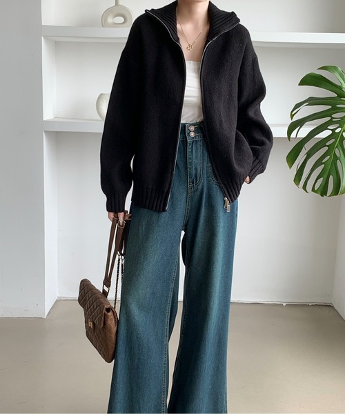 Maison Calme(メゾンカルム)の「ルーズシルエットダブルジップスタンドネックニットカーディガン 春ニット(ニット/セーター・レディース・ベージュ/ネイビー/ホワイト/ブラウン/ブラック・F)」の9枚目の写真
