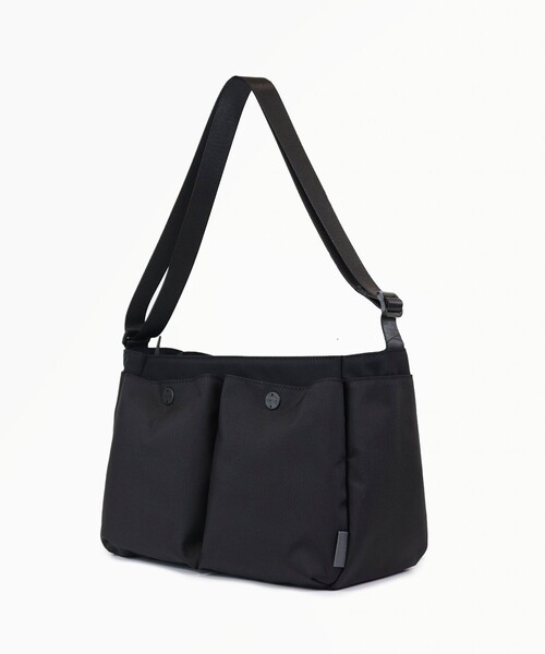 SML（エスエムエル）の「【SML/エスエムエル】PILOT SHOULDER BAG（ショルダーバッグ・メンズ・ブラック・FREE）」の8枚目の写真