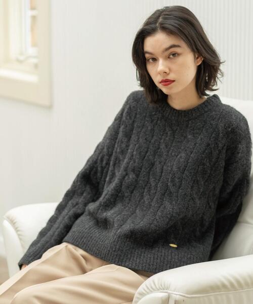 OPAQUE.CLIP(オペークドットクリップ)の「MIXミドルゲージケーブルニット【洗濯機OK】(ニット/セーター・レディース・チャコールグレー/オレンジ/ベージュ・42/40/38)」の22枚目の写真