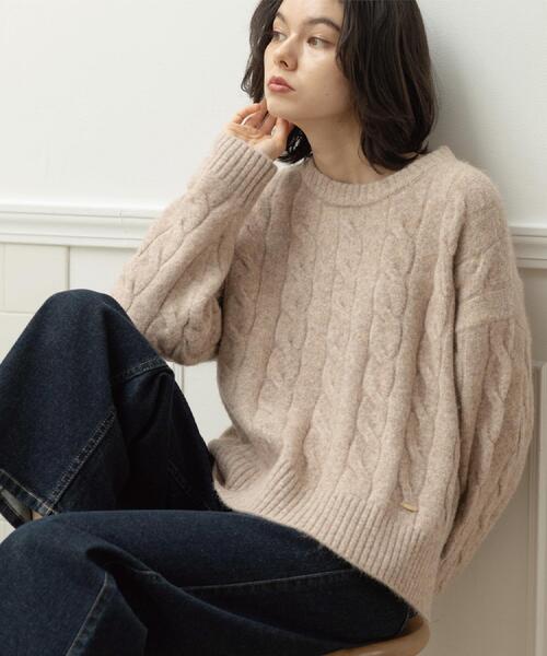 OPAQUE.CLIP(オペークドットクリップ)の「MIXミドルゲージケーブルニット【洗濯機OK】(ニット/セーター・レディース・チャコールグレー/オレンジ/ベージュ・42/40/38)」の5枚目の写真