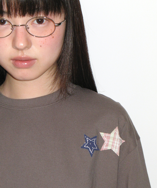 RONRON(ロンロン)の「RON PATCH MIXED APPLIQUE OVER FIT T SHIRT CHARCOAL(Tシャツ/カットソー・レディース・その他・FREE)」の4枚目の写真