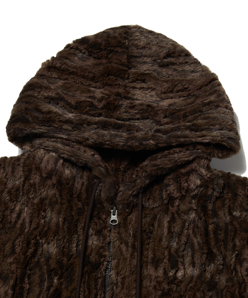 WKNDRS(ウィーキャンドース)の「FAUX FUR ZIPUP HOODIE (BROWN)(ムートンコート・レディース・その他・X-LARGE/MEDIUM/LARGE)」の3枚目の写真