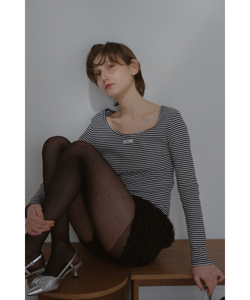 LETERIE(レテリー)の「LR ROUND NECK LONG SLEEVE_BLACK(Tシャツ/カットソー・レディース・ブラック・FREE)」の2枚目の写真