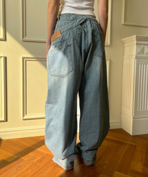 THE MYSTERIOUS HOTEL（ザミステリアスホテル）の「CROSS LAYERED DENIM（デニムパンツ）」