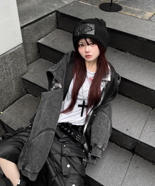 Never mind the XU（ネバーマインドザエックスユー）の「【Never mind the XU】studs washing zip up hoodie / 【ネバーマインド ザ エックスユー】スタッズウォッシングジップパーカー（パーカー・メンズ・ホワイト/ブラック・L）」の17枚目の写真