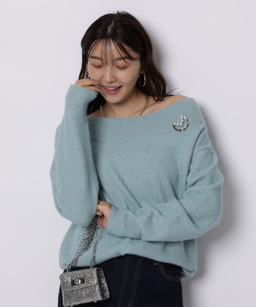 美品★JUSGLITTY ジャスグリッティー　ファーリーオフショルニット　茶 JUSGLITTY（ジャスグリッティー）の「スウィートカラーオフショル