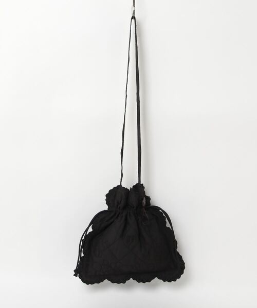 THEATRE PRODUCTS(シアタープロダクツ)の「キルティングエンブロイダリーショルダーバッグ(ショルダーバッグ・レディース・ホワイト/ブラック・FREE)」の22枚目の写真