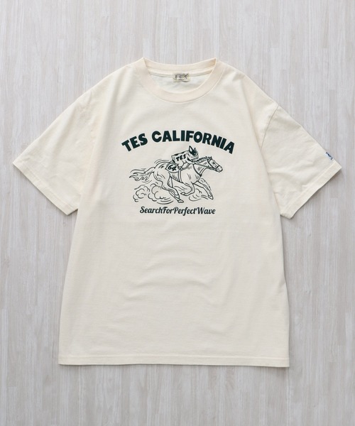 The Endless Summer(エンドレスサマー)の「TES 2026 HORSE RIDE FLOCKY T-SHIRT / Tシャツ(Tシャツ/カットソー・メンズ・ネイビー/ホワイト/ブラック/アイボリー・SMALL/MEDIUM/LARGE/X-LARGE/XX-LARGE)」の14枚目の写真