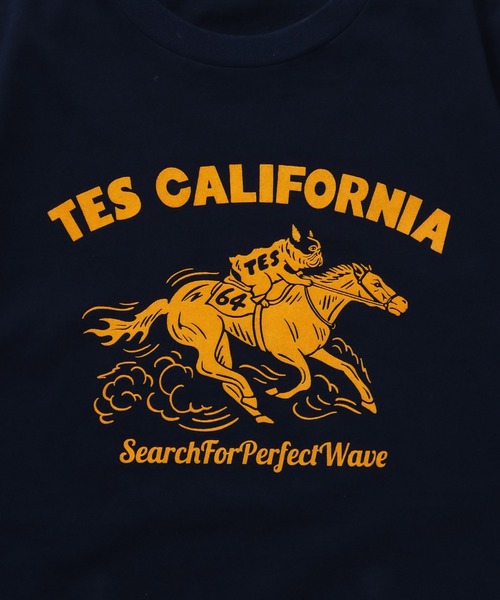 The Endless Summer(エンドレスサマー)の「TES 2026 HORSE RIDE FLOCKY T-SHIRT / Tシャツ(Tシャツ/カットソー・メンズ・ネイビー/ホワイト/ブラック/アイボリー・SMALL/MEDIUM/LARGE/X-LARGE/XX-LARGE)」の8枚目の写真