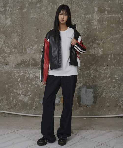ERER（エルエル）の「Washed Bootcut Denim Pants Indigo（デニムパンツ・レディース・インディゴブルー・1/2）」の6枚目の写真