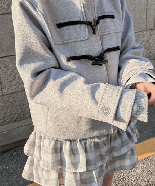 OAFISH(オアフィッシュ)の「WOOL DUFFLE SHORT COAT, LIGHT GRAY(チェスターコート・レディース・その他・FREE)」の4枚目の写真