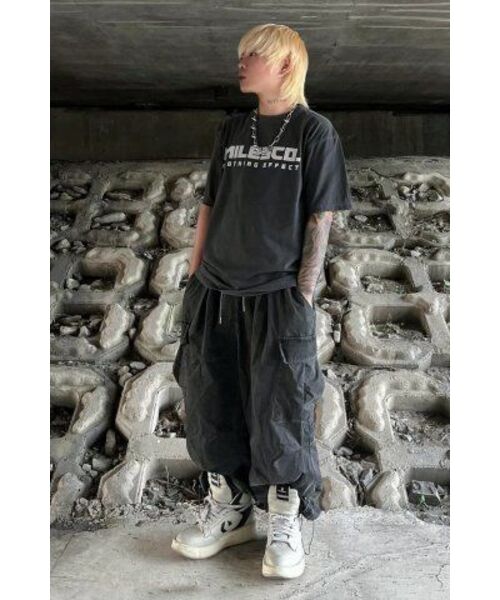 THE MILE（ザマイル）の「MILESCO. EFFECT CREW [PIGMENT D.GRAY]（Tシャツ/カットソー・メンズ・その他・LARGE/MEDIUM/SMALL/X-LARGE/X-SMALL）」の2枚目の写真